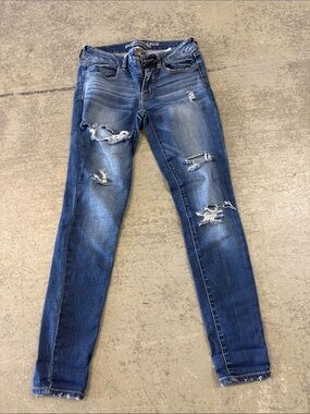 American Eagle Outfitters Blue Super Super Stretch Distressed Jeggings